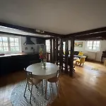 Trop Chouette Au Centre De * Ντιζόν
