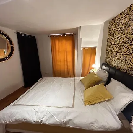 Trop Chouette Au Centre De