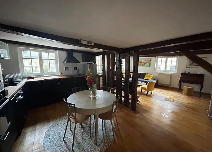 Trop Chouette Au Centre De * ディジョン